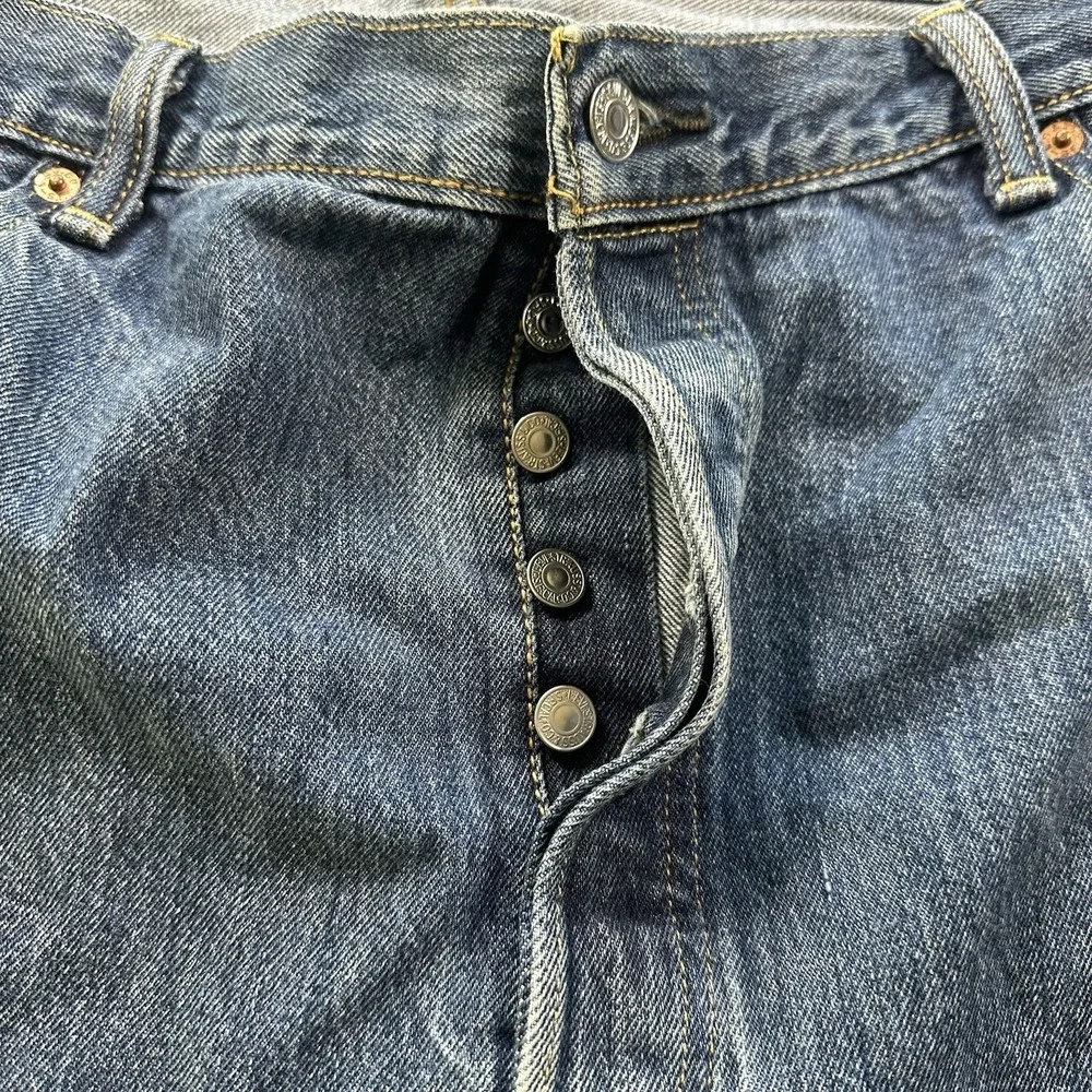 Levi's 501 Denim‎ Jeans Mens 42x30 Button Fly